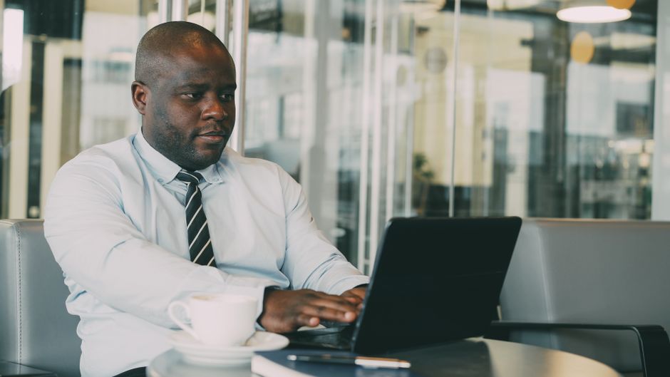 Bolsas disparam com tecnologia: e sua empresa, investe nisso?
