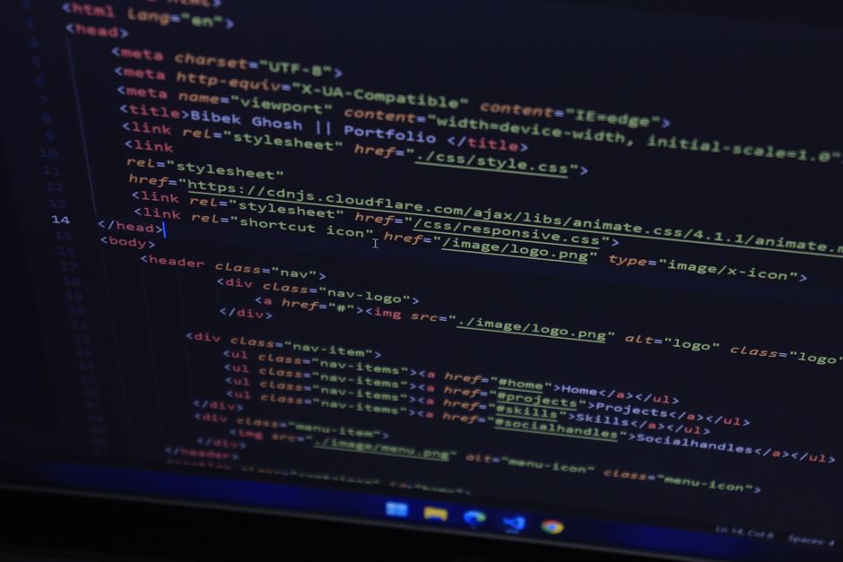 Gigantes de TI trocam gente por robôs: e seu site, fica quem cuida?